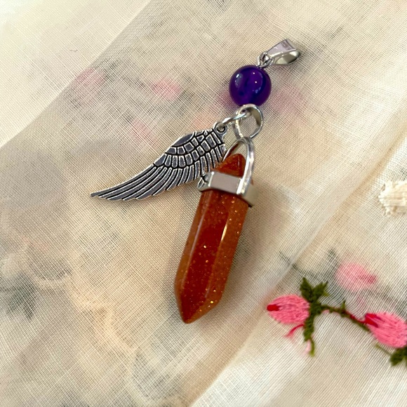 NWOTS Goldstone Crystal Point Pendulum pendant Angle Wing & purple bead for luck - Picture 1 of 4